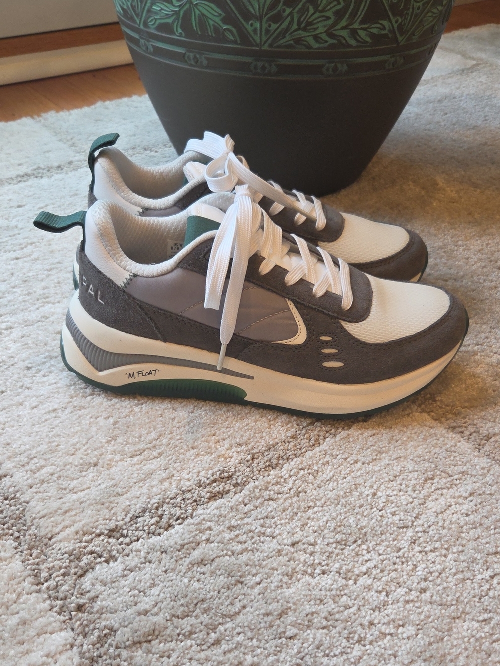 Municipal Womens Sneakers
